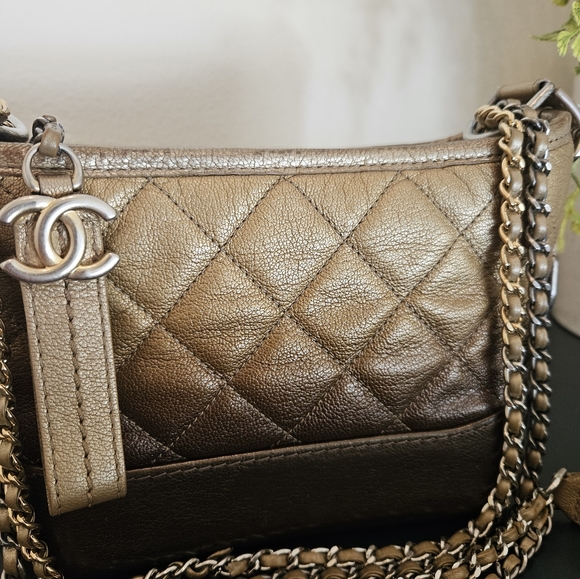 Chanel Gabrielle Hobo Ombre Gold Quilted Crossbody Bag with Chain Strap - Picture 3 of 11